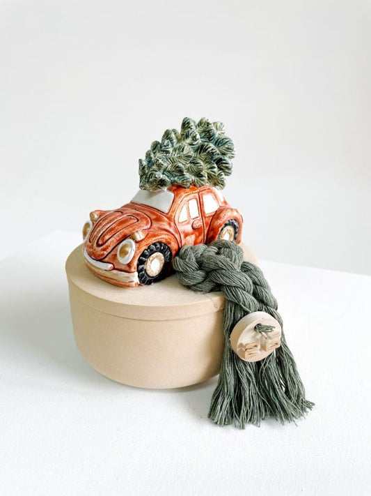 Κουτάκι μεγάλο με κερί και Αυτοκίνητο Έλενα Μανάκου