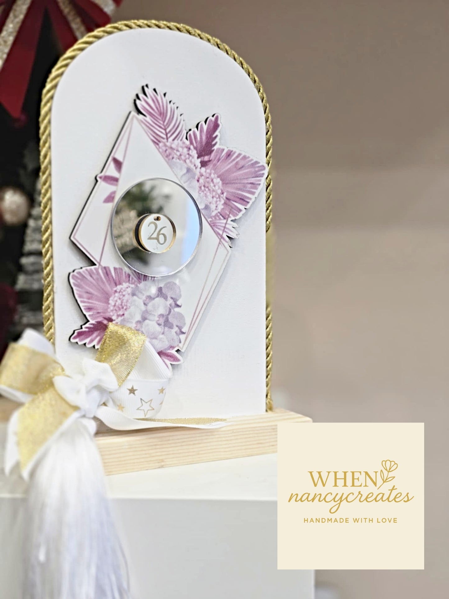 Λευκό elegande γούρι 26 με ασημί και χρυσό καθρέφτη